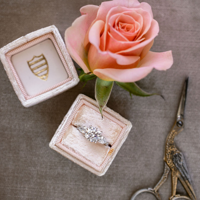 Roman Jewelers