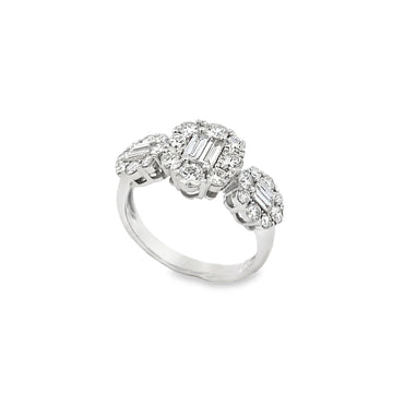 18K White Gold 3 Diamond Clusters Ladies Fashion Ring