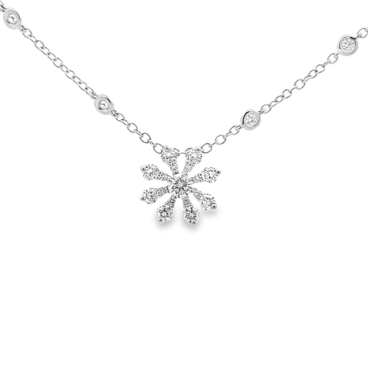 Damaso 18K Yellow Gold Diamond Flower Pendant
