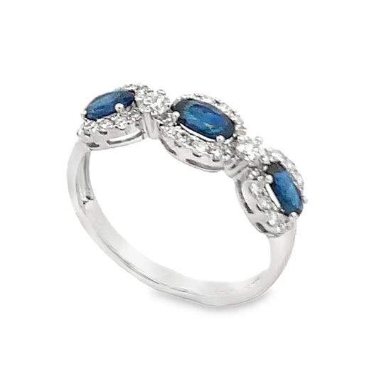18K White Gold Oval Sapphire and Diamond Ring